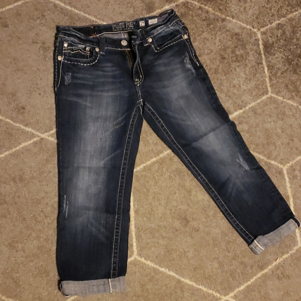 Miss Me Capris Size 29